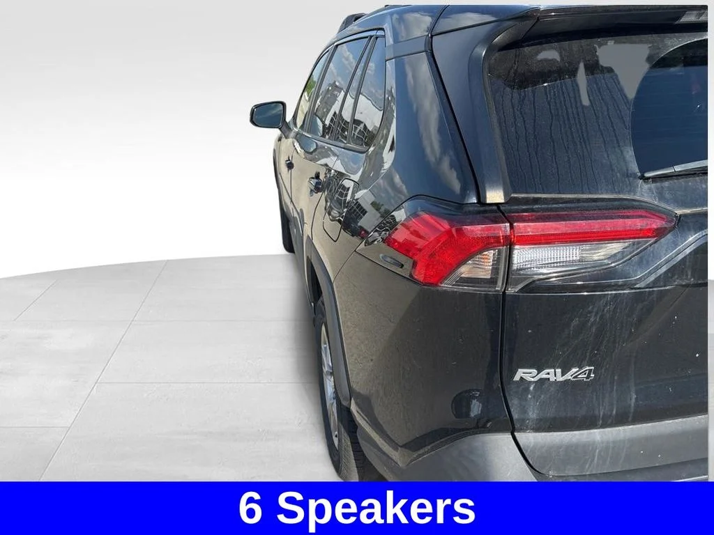 Used 2022 Black Toyota XLE image 4