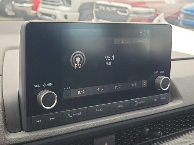 2024 Honda CR-V LX - Photo 31
