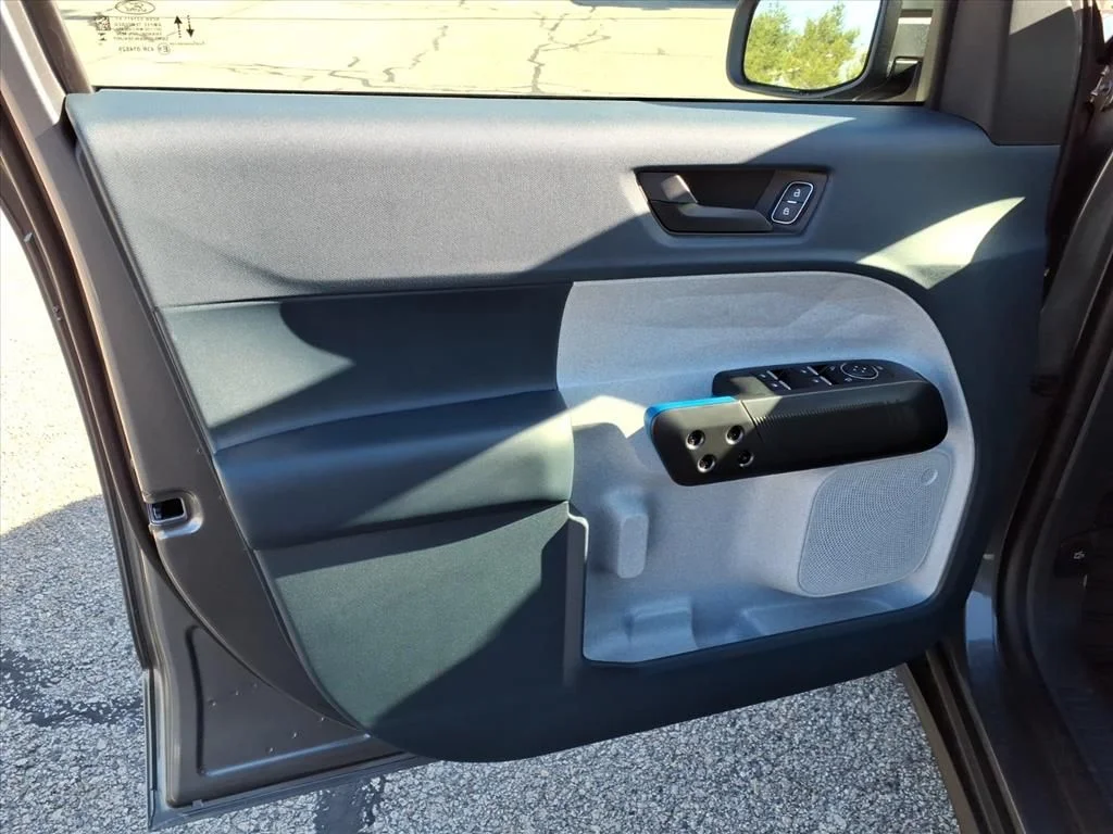 New 2025 Gray Ford XLT image 14