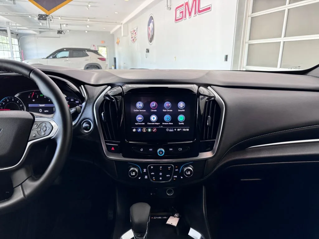2023 Chevrolet Traverse 1LT - Photo 18