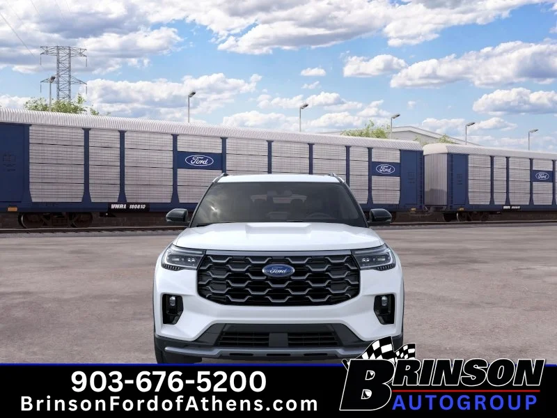 New 2026 Star White Metallic Tri-Coat Ford Platinum™ image 6