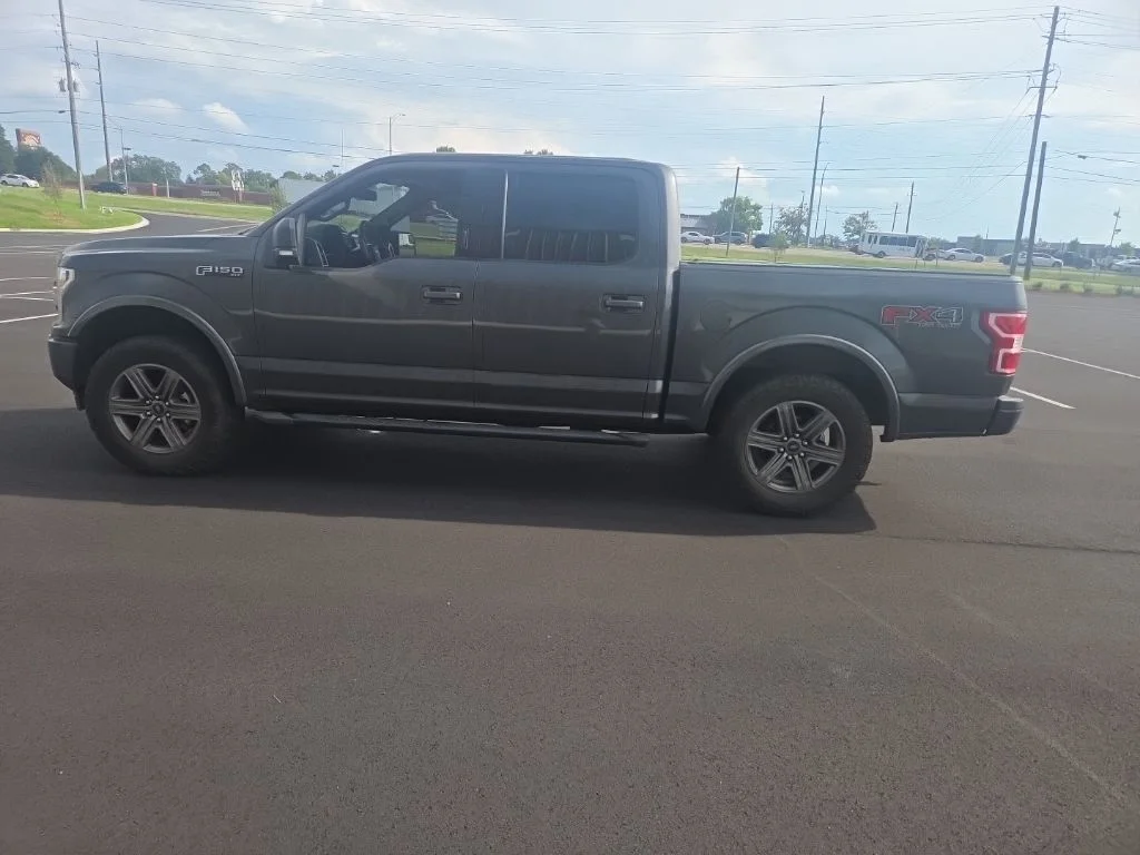 Used 2020 Gray Ford XLT image 10