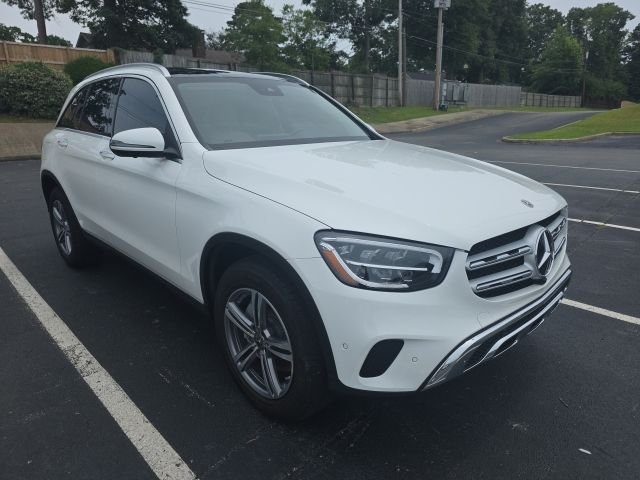 2022 Mercedes-Benz GLC GLC 300's photo