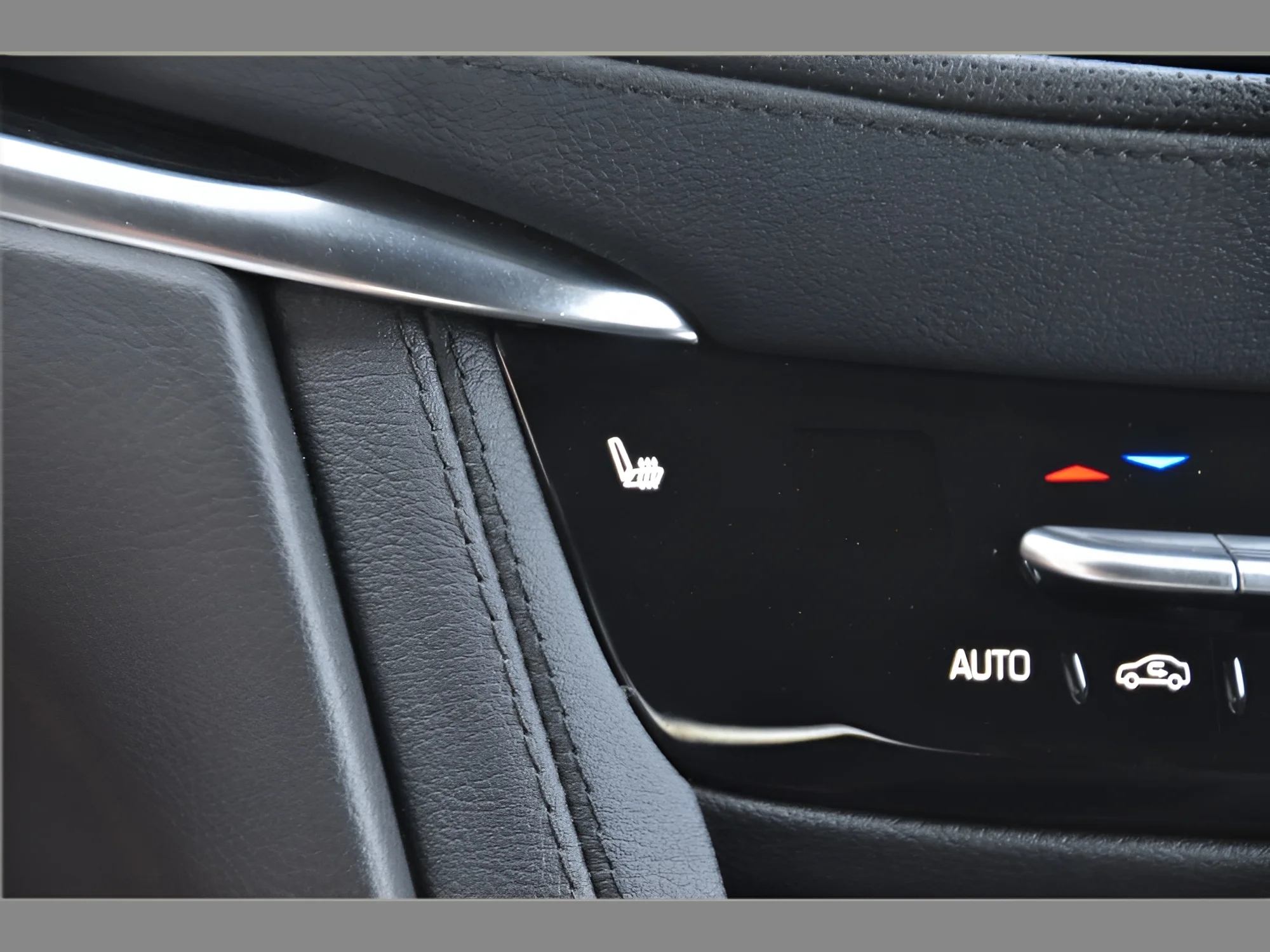 2025 Cadillac XT5 Premium Luxury - Photo 38