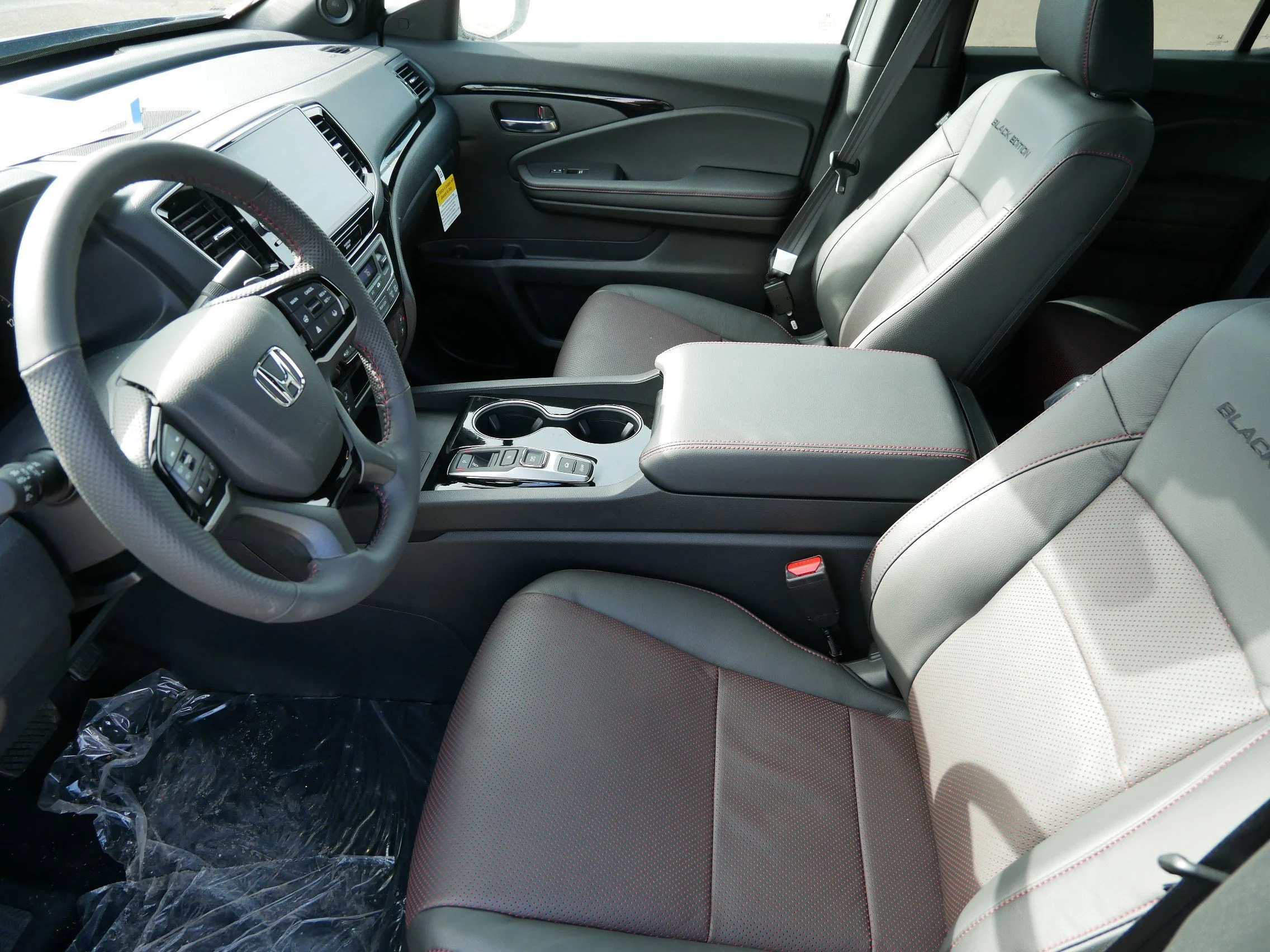 2026 Honda Ridgeline Black Edition - Photo 7