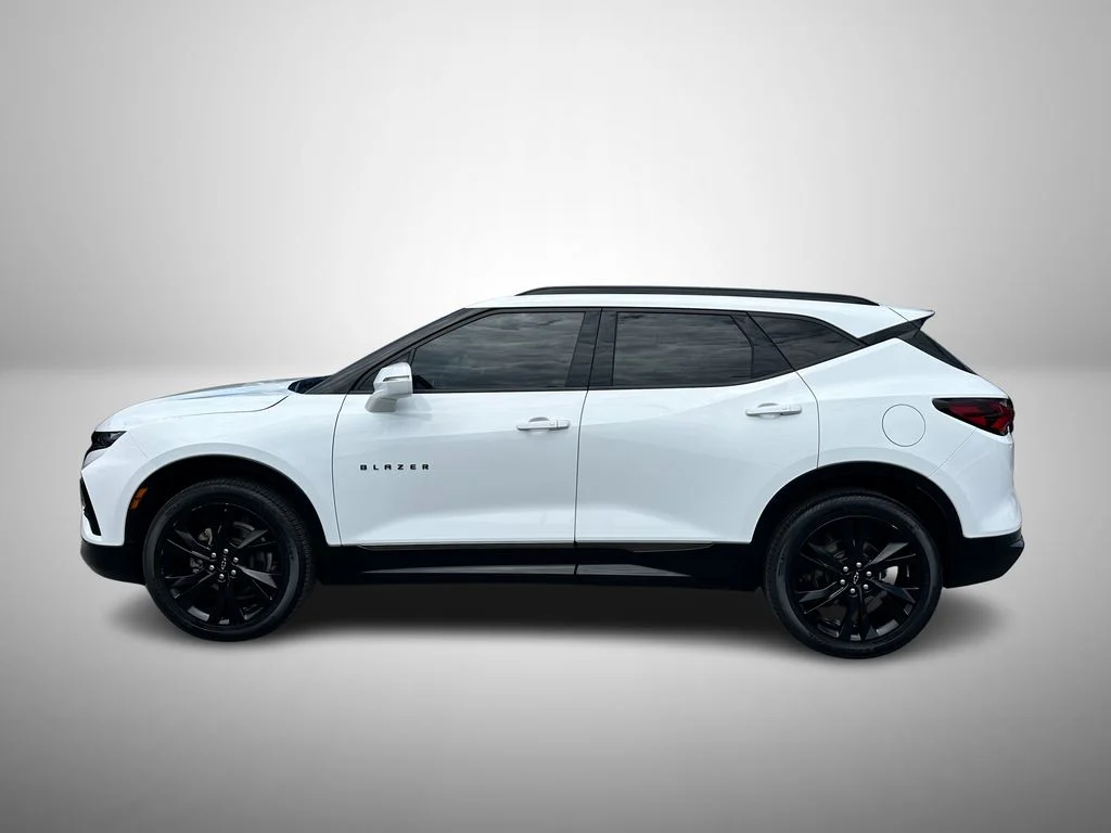 Used 2019 White Chevrolet RS image 6