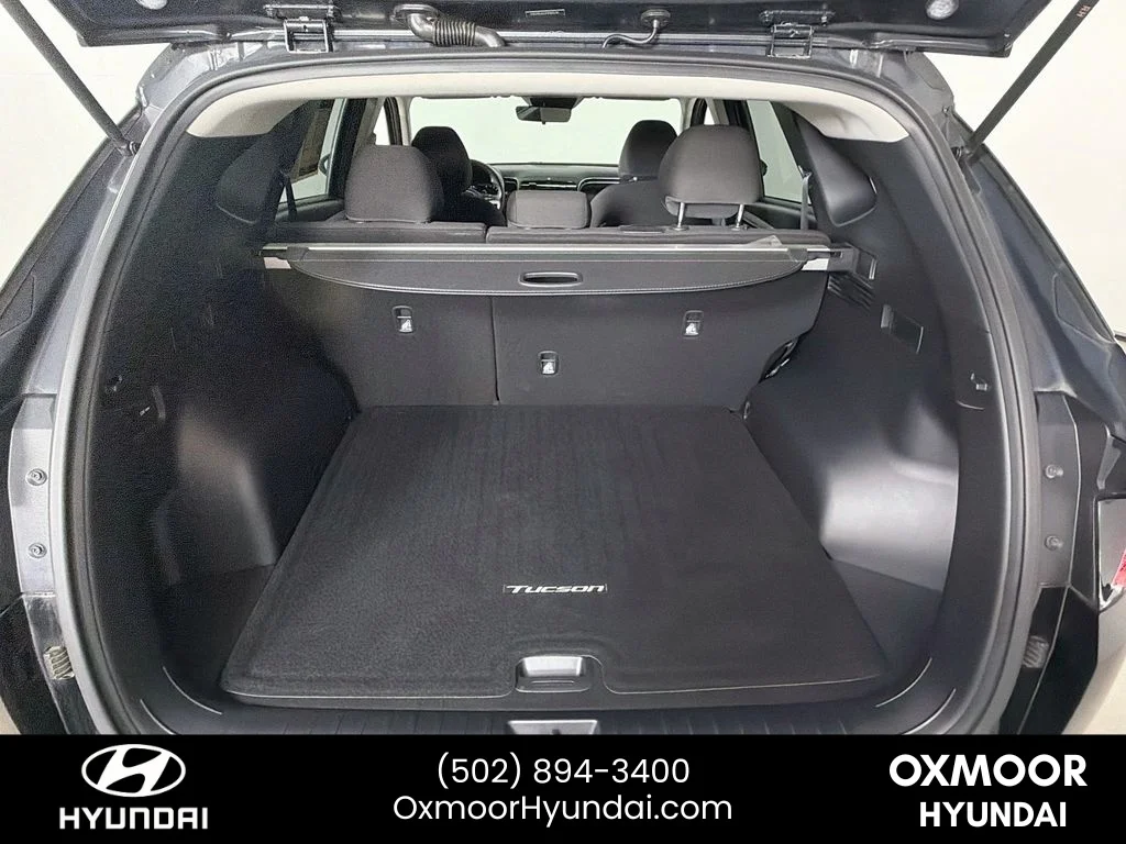Used 2022 Phantom Black Hyundai SEL image 25