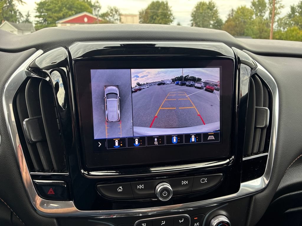 Used 2020 SILVER ICE METALLIC Chevrolet LT Leather image 23