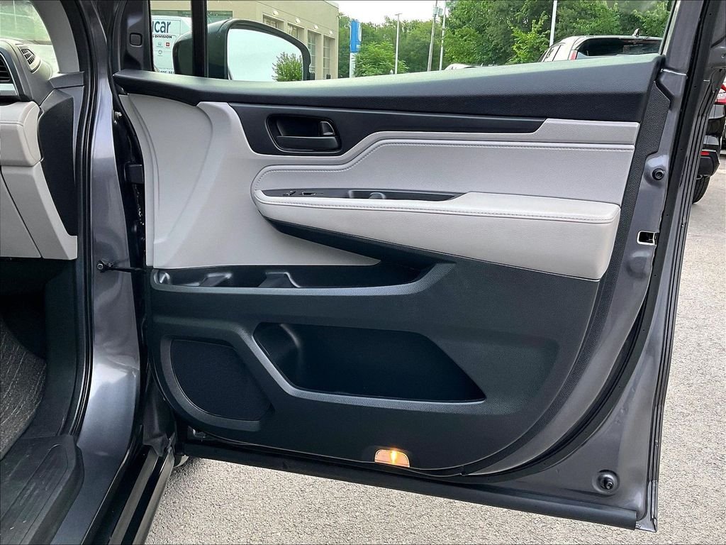 Used 2019 Modern Steel Honda EX-L image 12