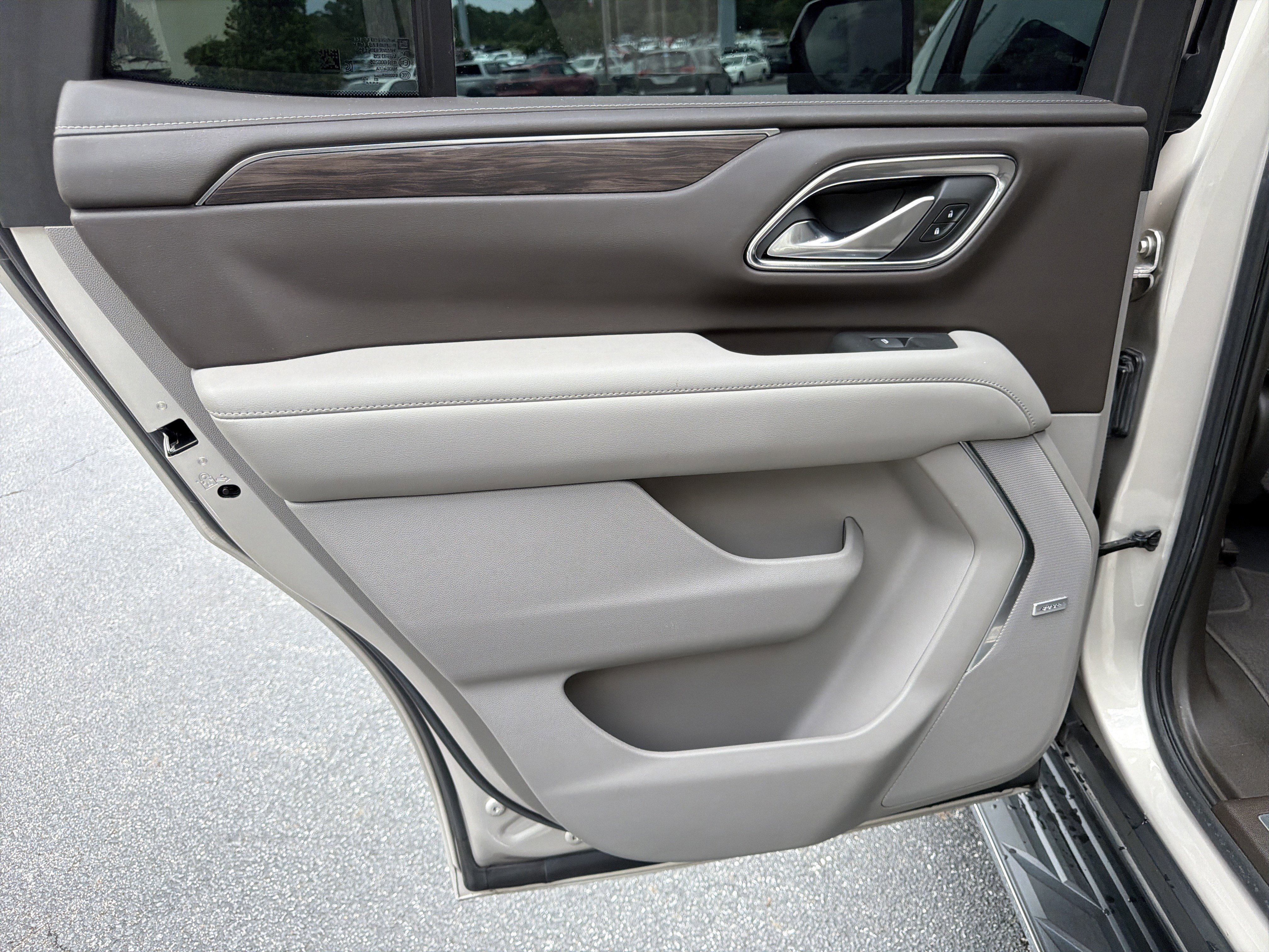Used 2022 Empire Beige Metallic Chevrolet LT image 22