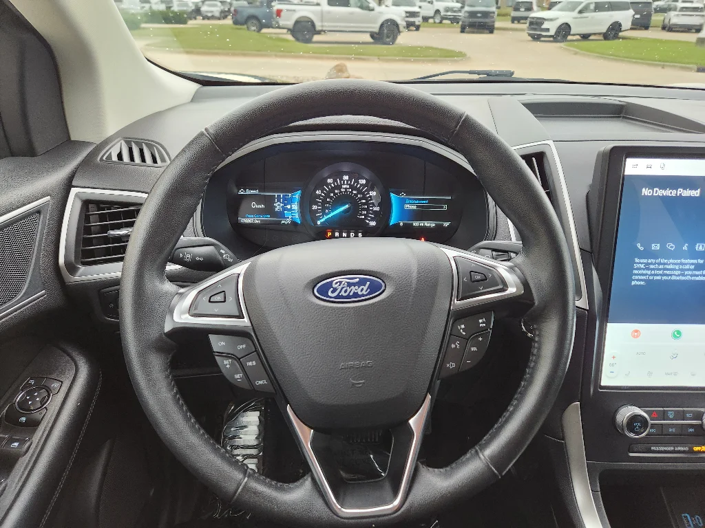 Used 2024 Agate Black Metallic Ford SEL image 13