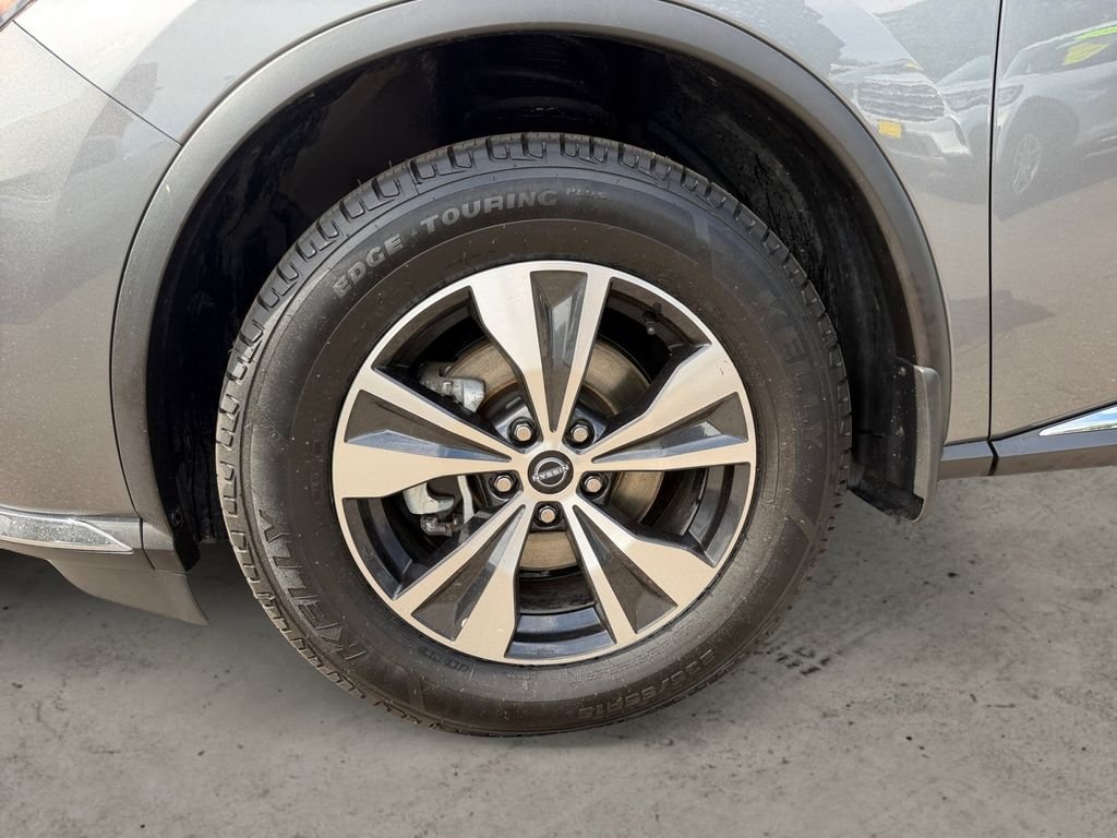 Used 2024  Nissan SV image 14