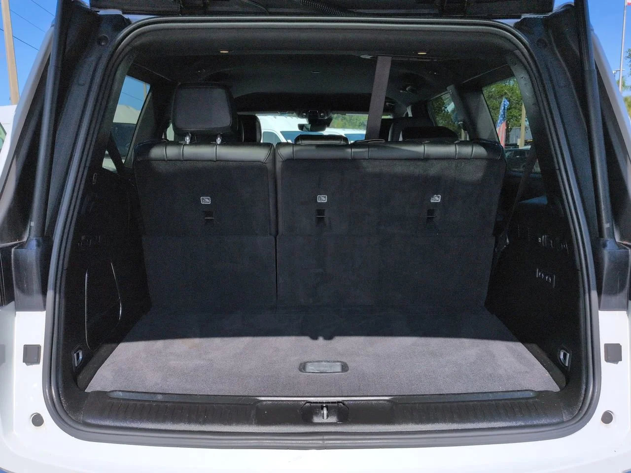 Used 2024 Bright White Clearcoat Jeep Series III image 13
