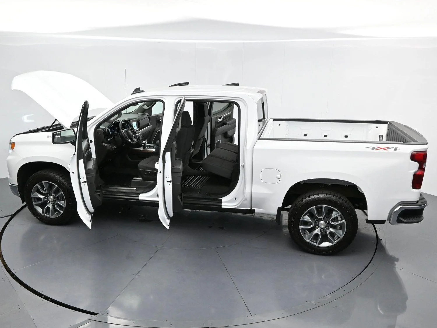 Used 2025 Summit White Chevrolet LT image 40