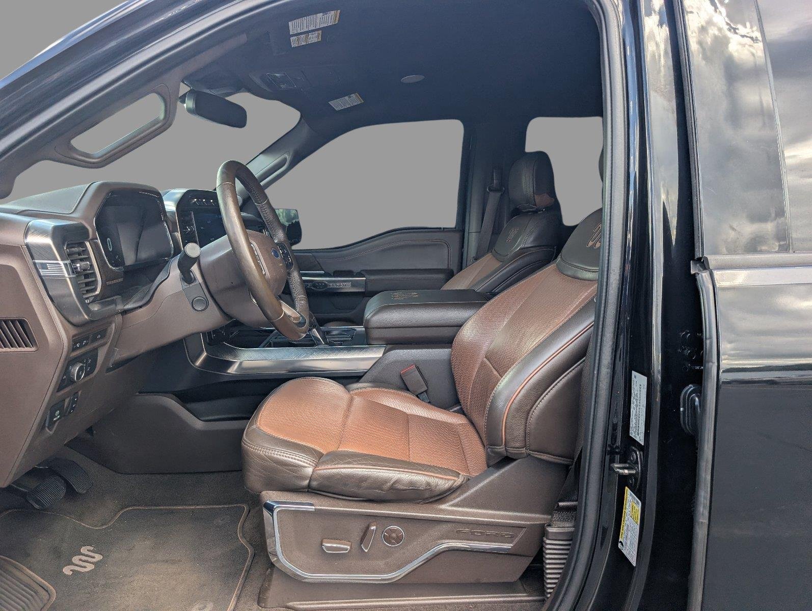 Used 2021 Agate Black/Stone Gray Ford King Ranch image 16