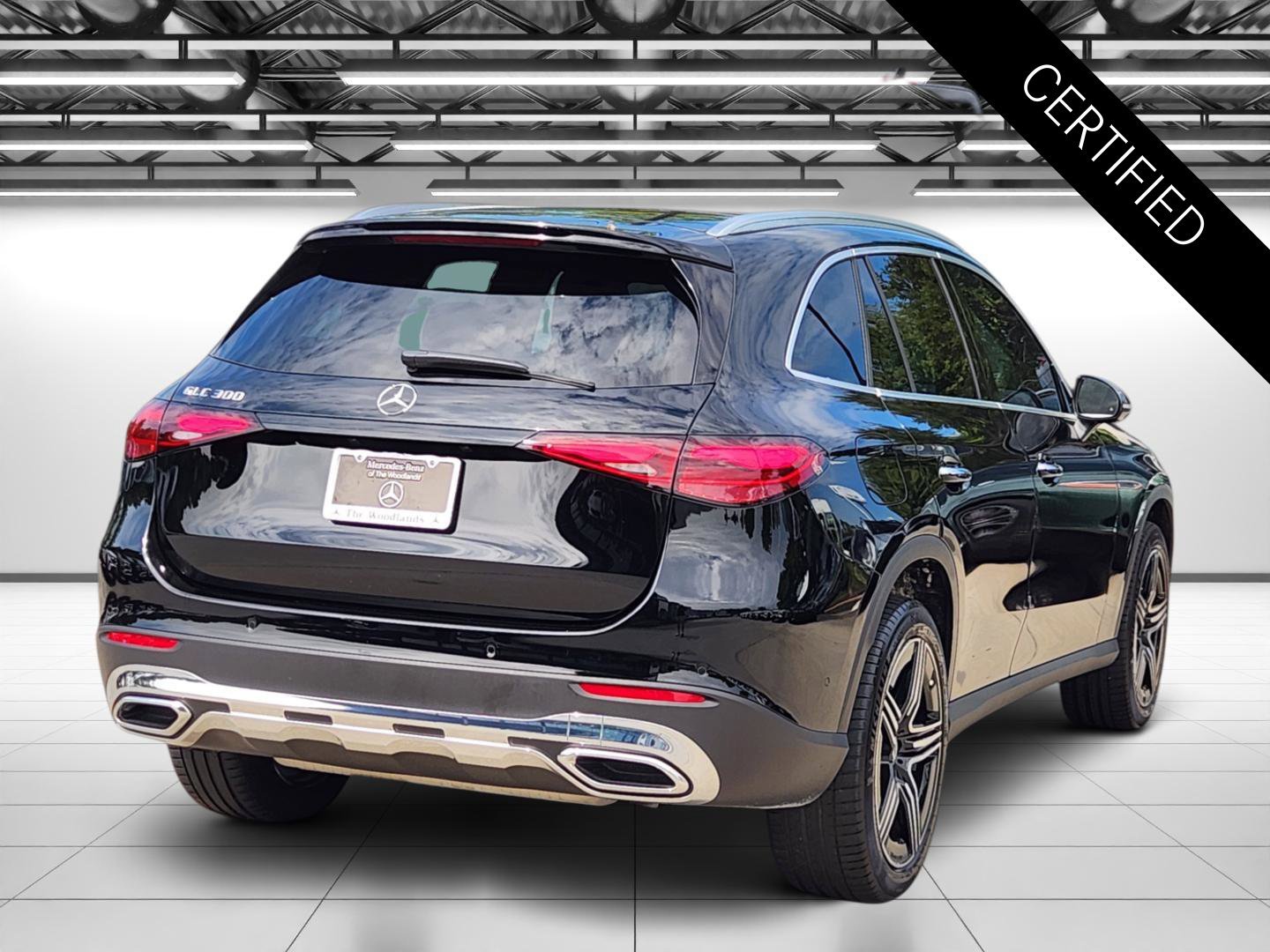 Certified Used 2026 Black Mercedes-Benz GLC 300 image 9