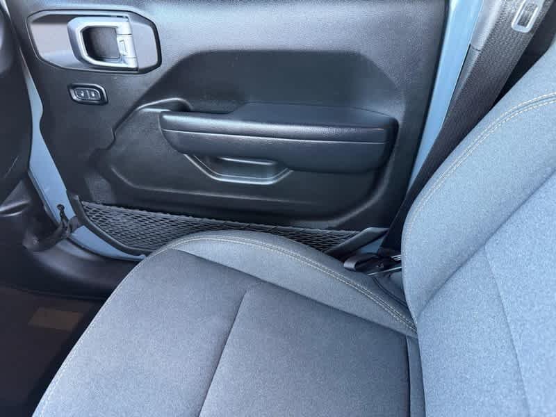 Used 2024 Anvil Clear Coat Jeep Sport S image 22