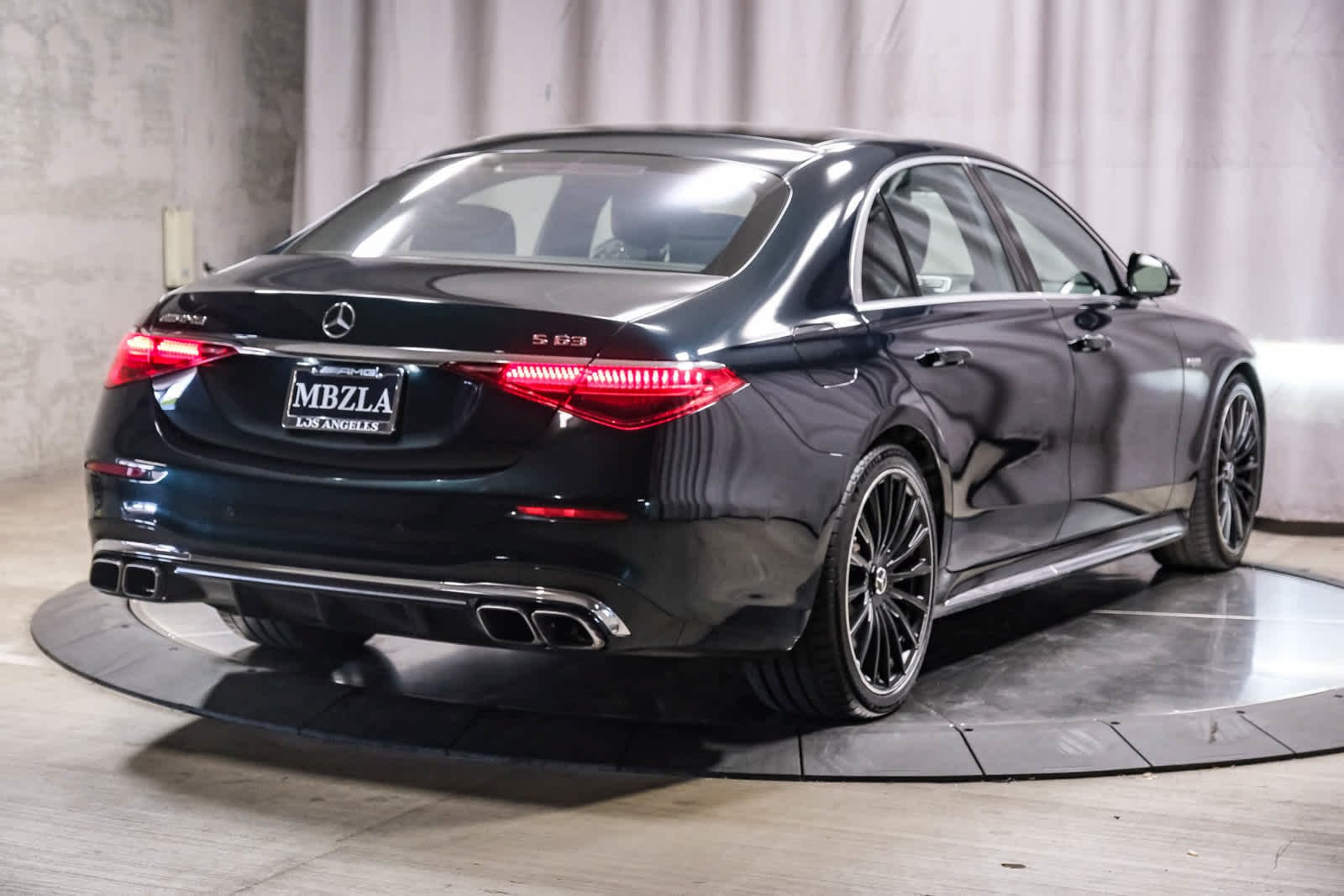 Used 2026 Emerald Green Metallic Mercedes-Benz AMG® S 63 E image 11
