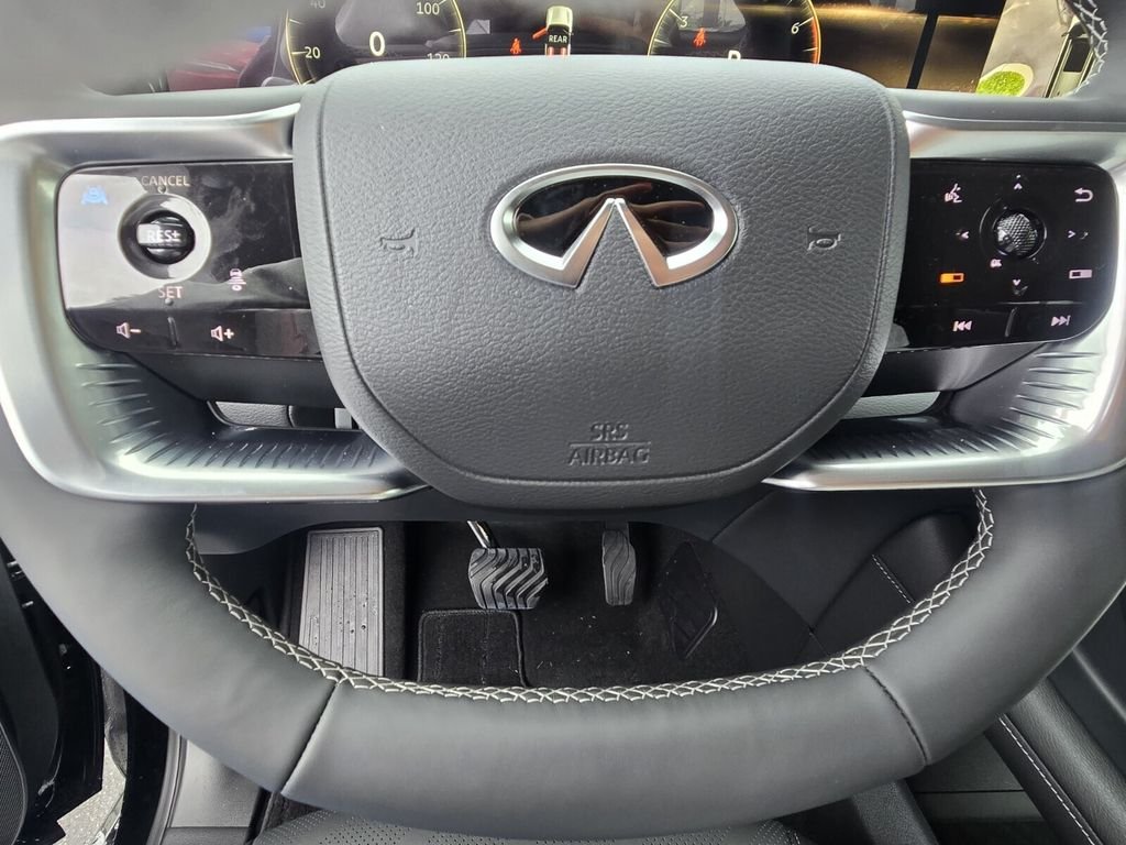 New 2026 BLACK OBSIDIAN INFINITI Luxe 2WD image 23