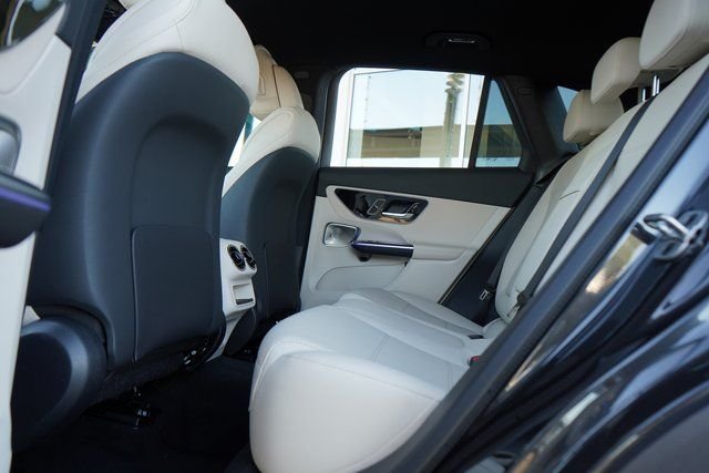 New 2026 Graphite Grey Metallic Mercedes-Benz GLC 300 image 28