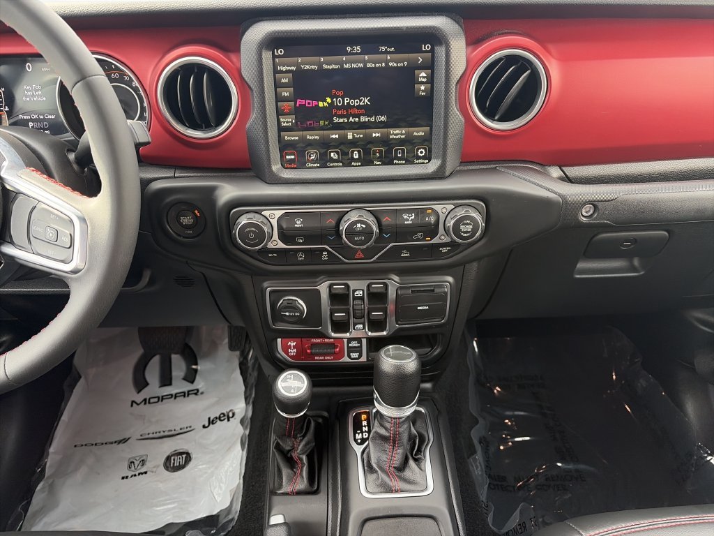 Used 2023 Gray Jeep Rubicon image 15