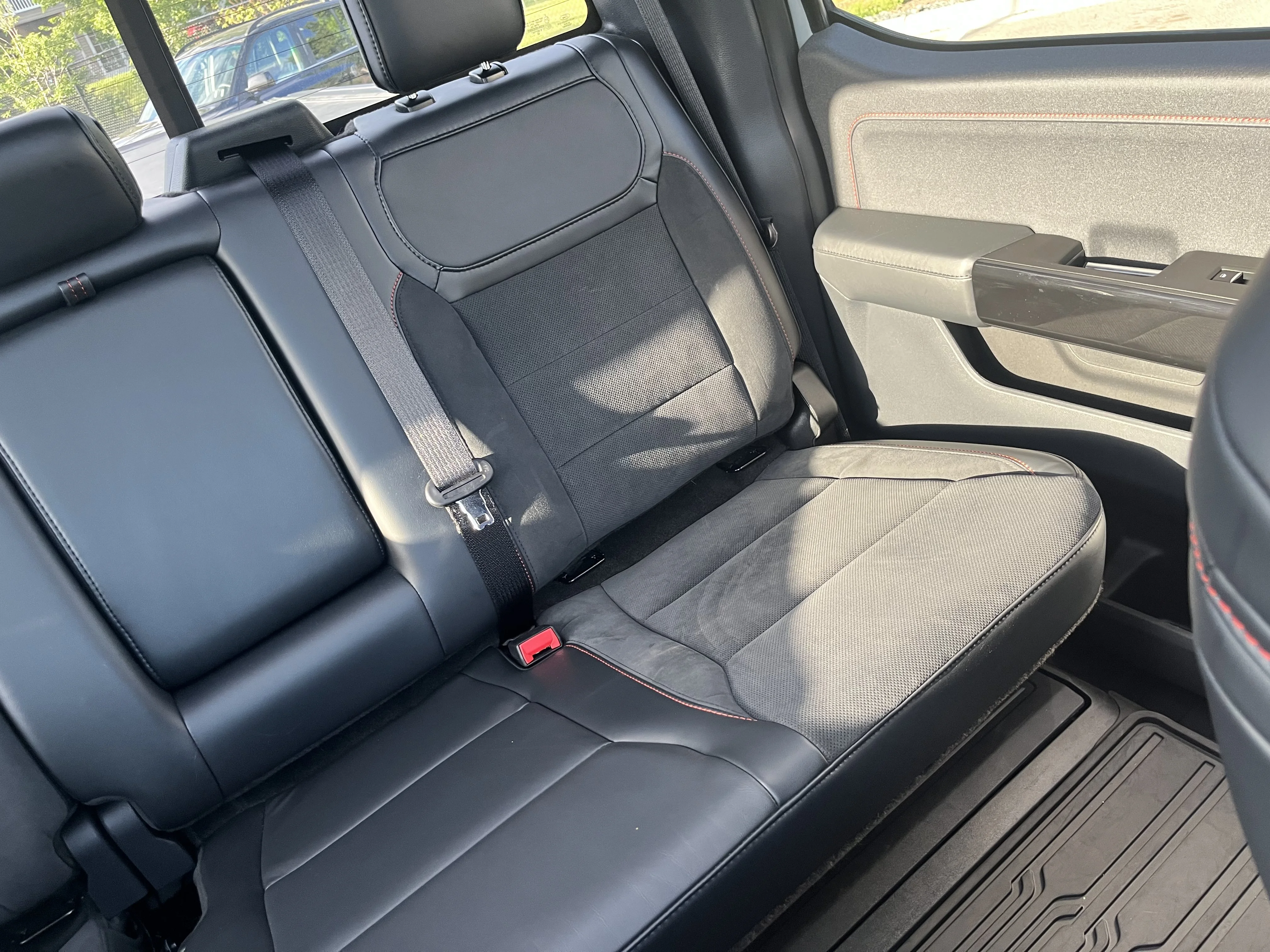 Used 2023 Avalanche Ford Raptor image 14