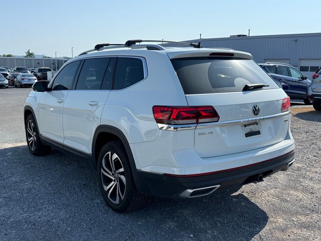 Used 2021 White Volkswagen SEL Premium image 19