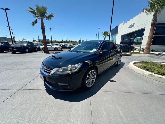 Used 2014 Still Night Pearl Honda Sport image 3