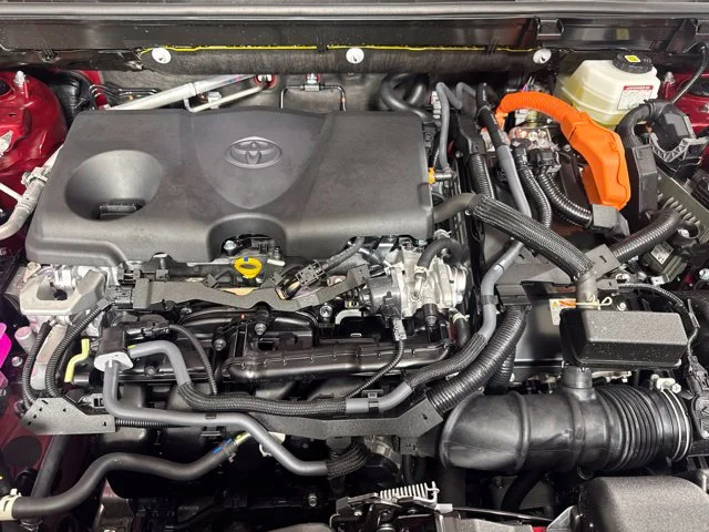 Certified Used 2025 Pearl Toyota XLE Premium image 9