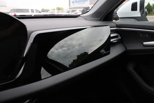 Used 2025 White Audi 2.0T Premium image 20