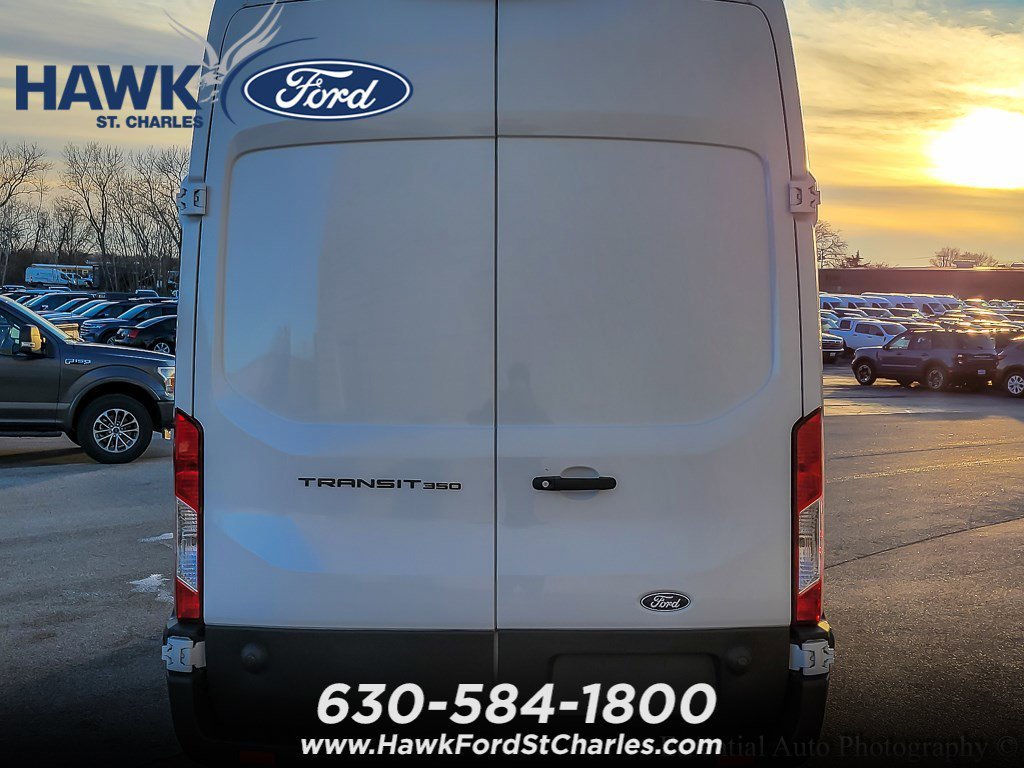 New 2026 Oxford White Ford Cargo Van image 5