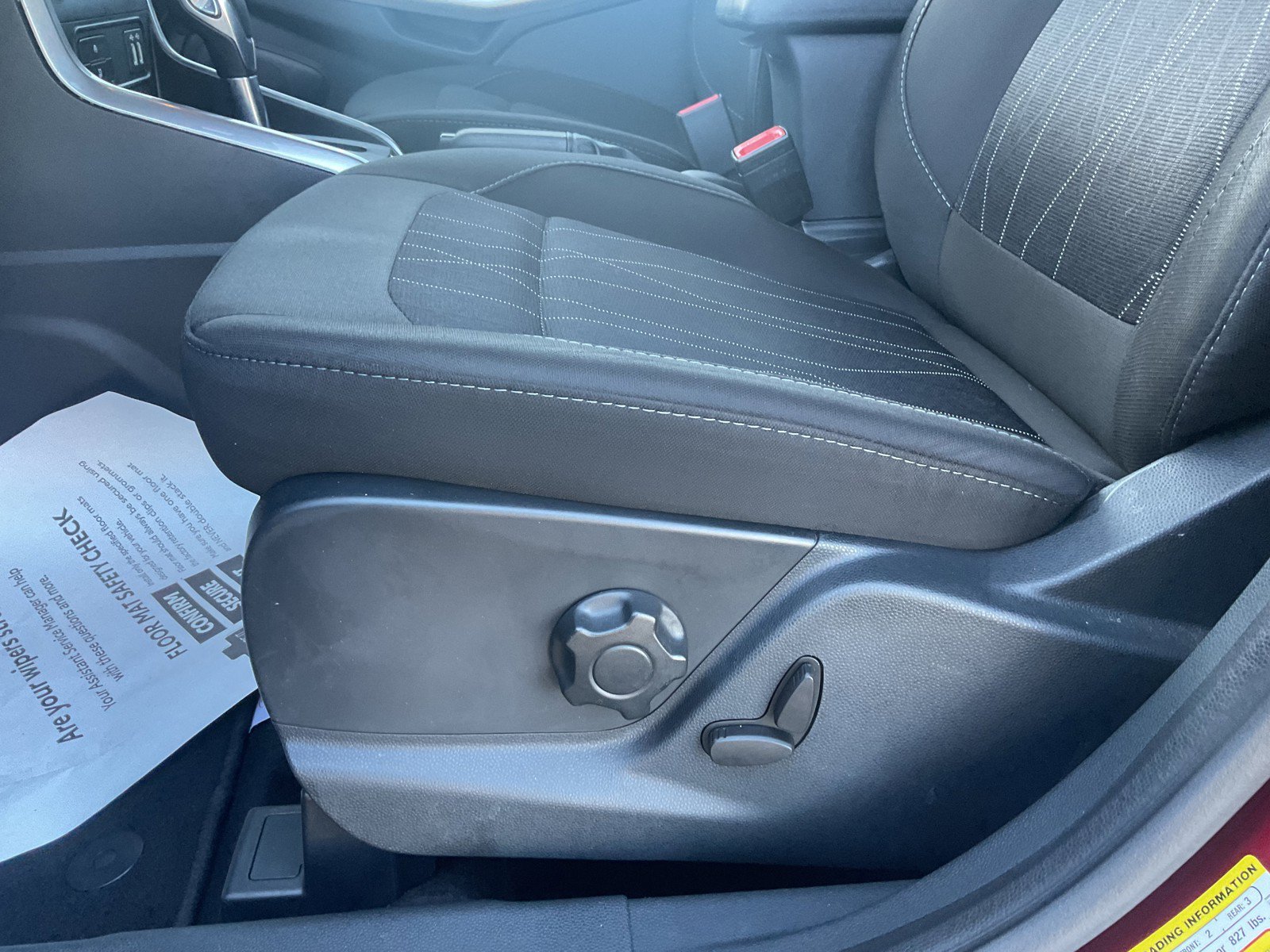 Used 2019 Ruby Red Metallic Ford SE image 16