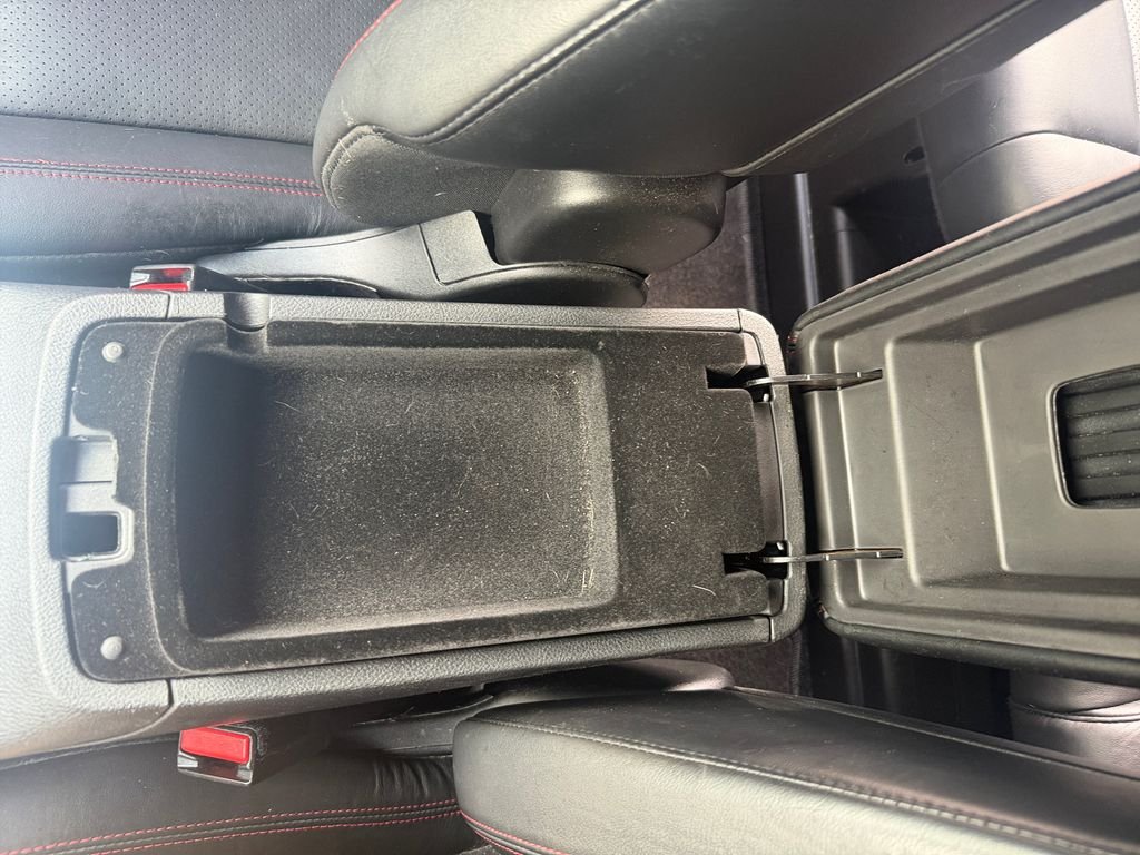 Used 2015 Silver Dodge R/T image 11