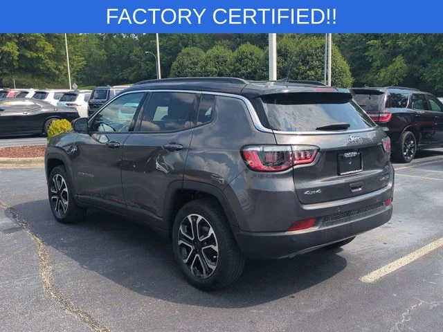 Used 2024  Jeep Limited image 3