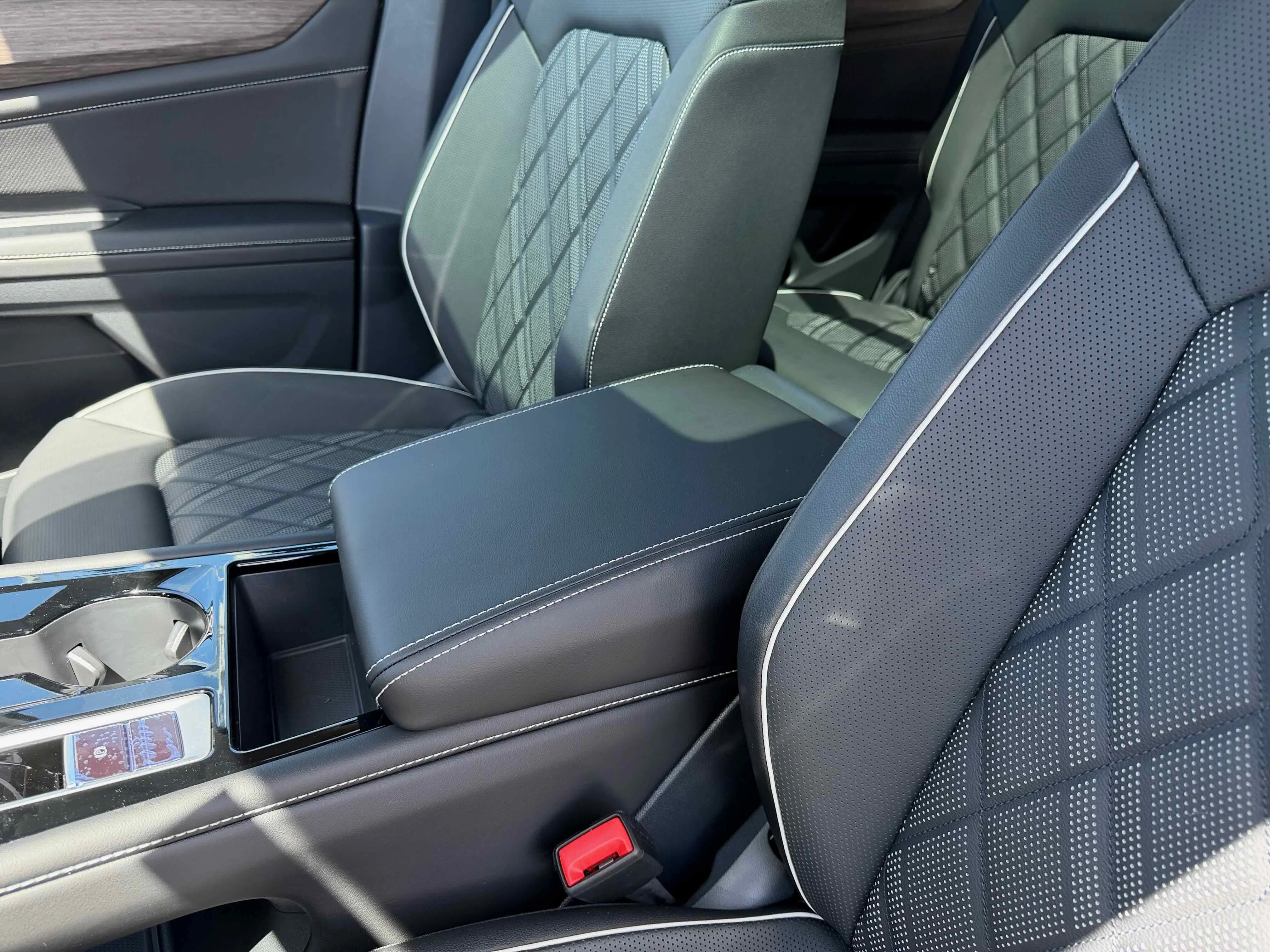 New 2026 Green Volkswagen 2.0T SEL Premium R-Line image 25