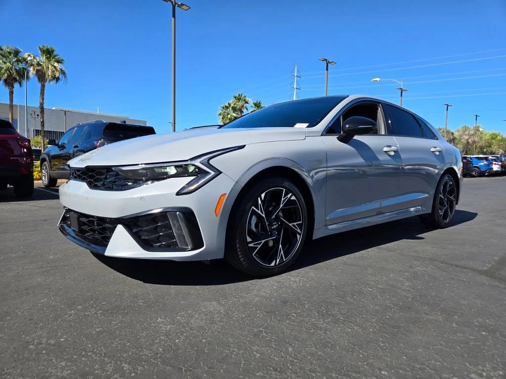 Used 2025 Wolf Gray Kia GT-Line image 2