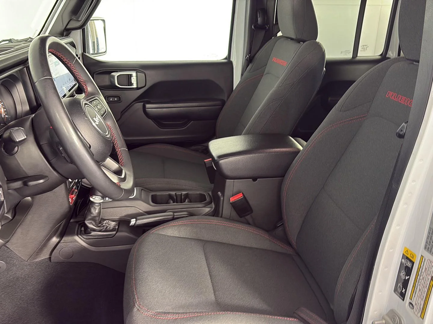 Used 2024 Bright White Clearcoat Jeep Rubicon image 23
