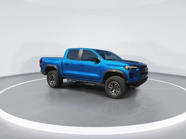Used 2024 Blue Chevrolet ZR2 image 5
