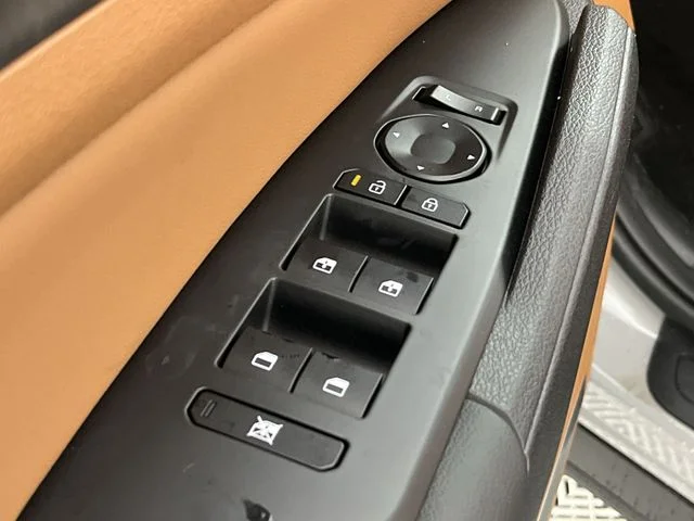 New 2026 Wolf Gray Kia X-Line image 13