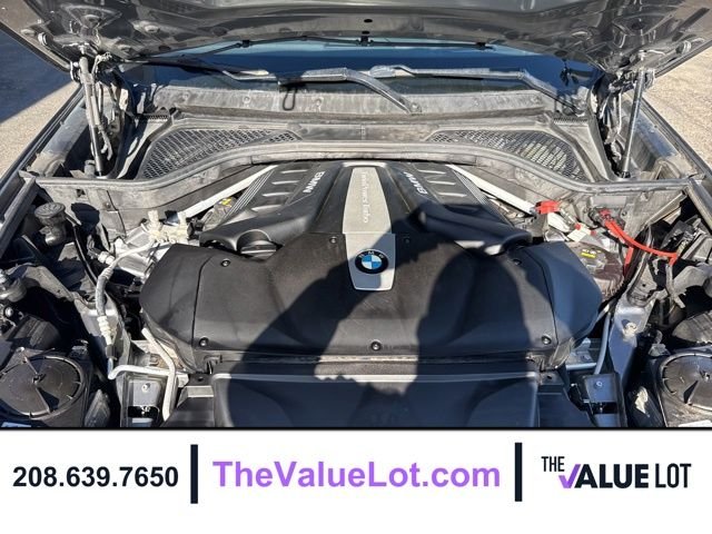 Used 2017 Gray BMW xDrive50i image 10