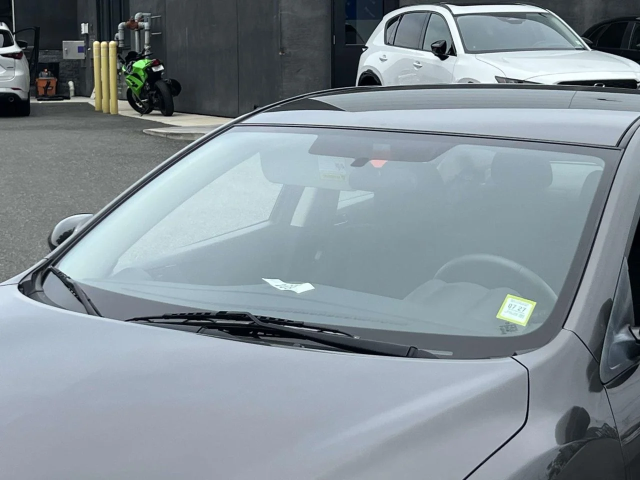Used 2012 Graphite Mica Mazda i Touring image 9