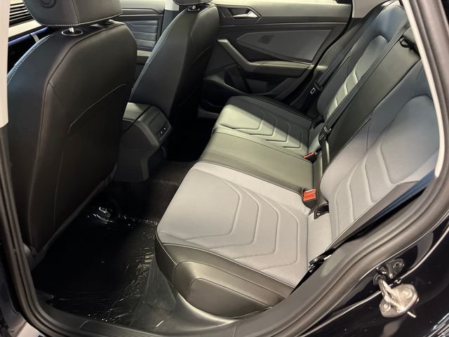 New 2026 Black Volkswagen 1.5T SEL image 9