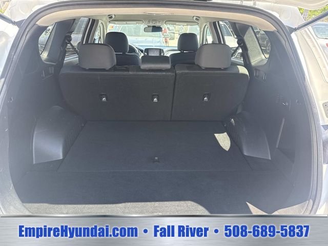 Used 2020 Quartz Hyundai SE image 6