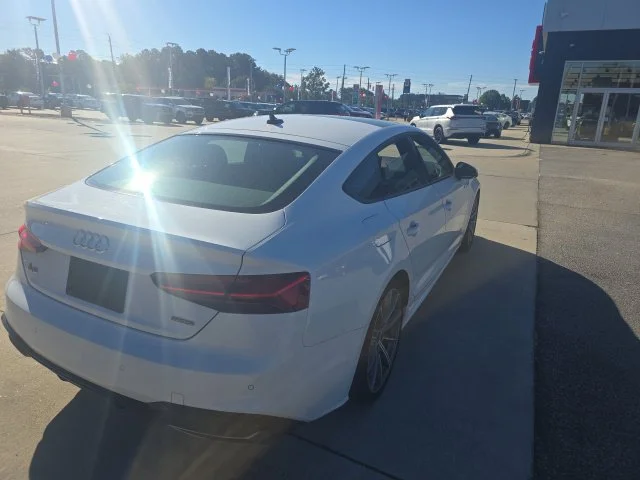 Used 2025  Audi  image 5