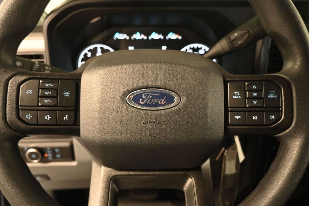New 2026 Oxford White Ford XL image 13