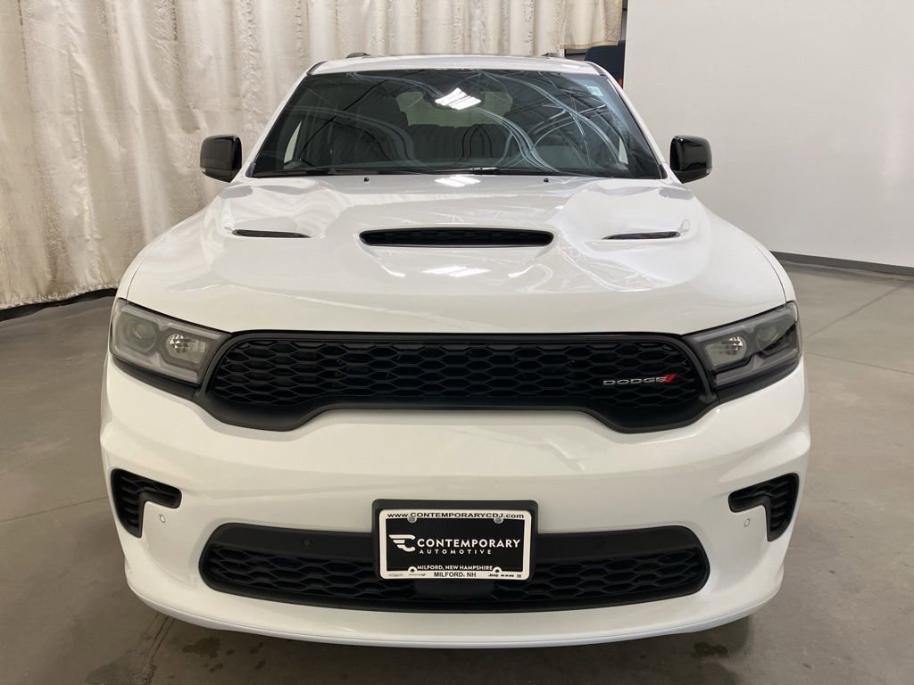 New 2026 White Knuckle Clear-Coat Exterior Paint Dodge GT Plus image 18