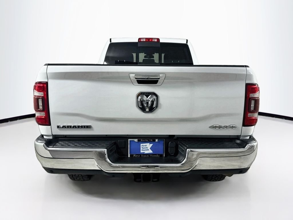 Used 2022 Bright White Clearcoat Ram Laramie image 7