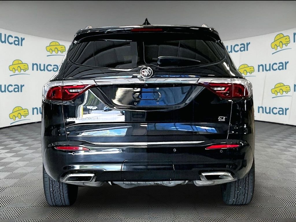 Used 2023 Black Buick Essence image 5