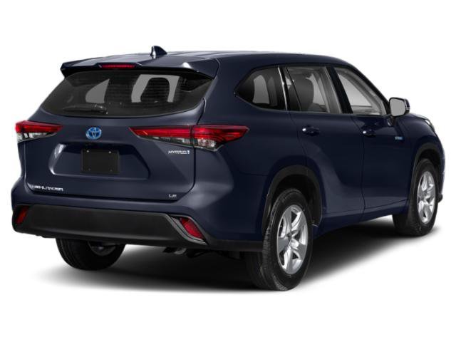 Used 2022 Toyota Highlander XLE with VIN 5TDGBRCHXNS546971 for sale in Saint Cloud, Minnesota