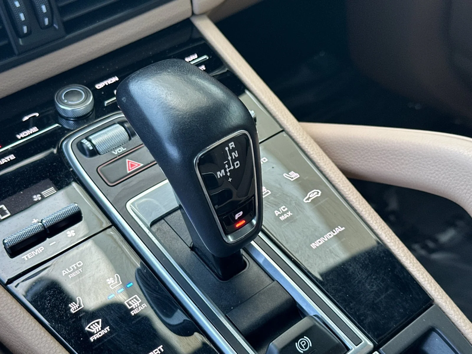 Used 2023 QUARTZITE GREY Porsche  image 22